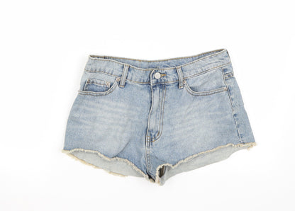 Preworn Womens Blue   Bermuda Shorts Size 29 in