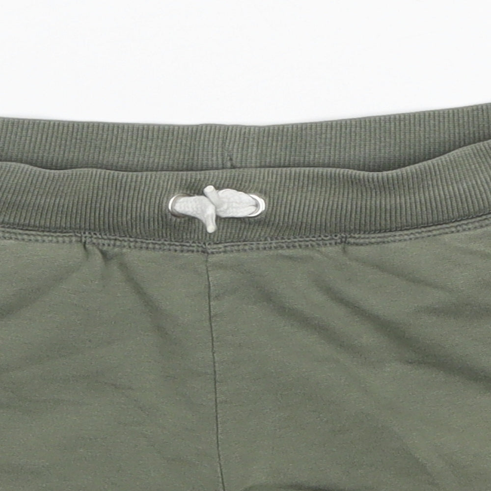 H&M Girls Green   Hot Pants Shorts Size 10-11 Years
