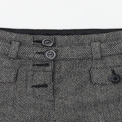 Preworn Girls Black   Hot Pants Shorts Size 9 Years