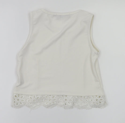 Womens UK Size 6 Boohoo White Basic T-Shirt
