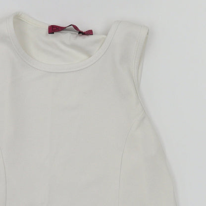Womens UK Size 6 Boohoo White Basic T-Shirt