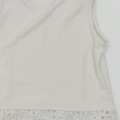 Womens UK Size 6 Boohoo White Basic T-Shirt