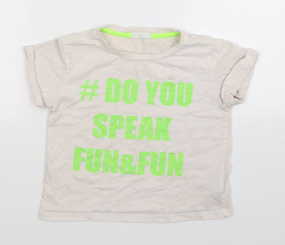 Fun & Fun Girls White   Basic T-Shirt Size M