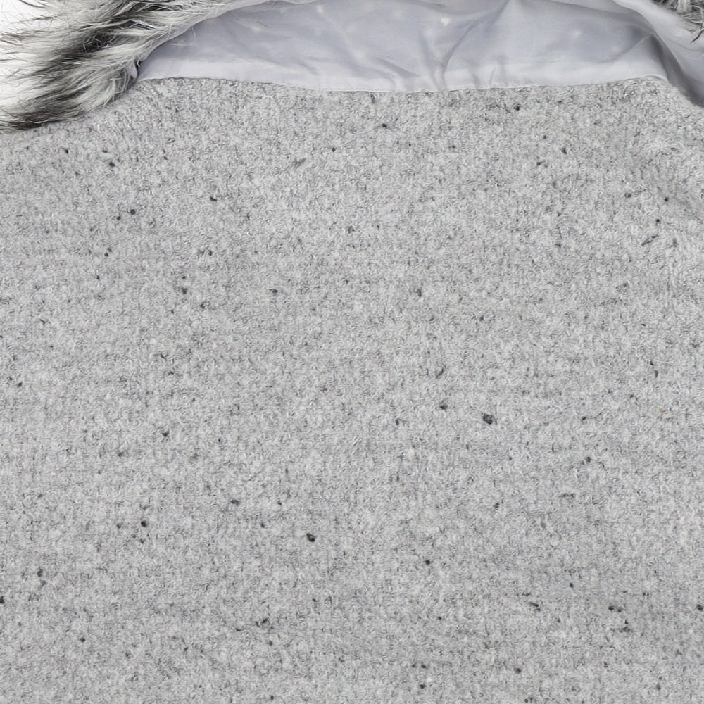 Primark Girls Grey  Knit Vest Jumper Size 6-7 Years
