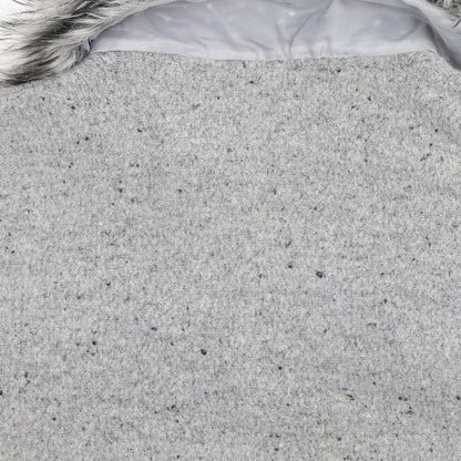 Primark Girls Grey  Knit Vest Jumper Size 6-7 Years