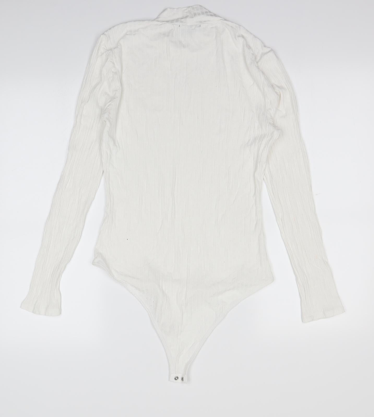 Ambience Womens White   Basic T-Shirt Size L