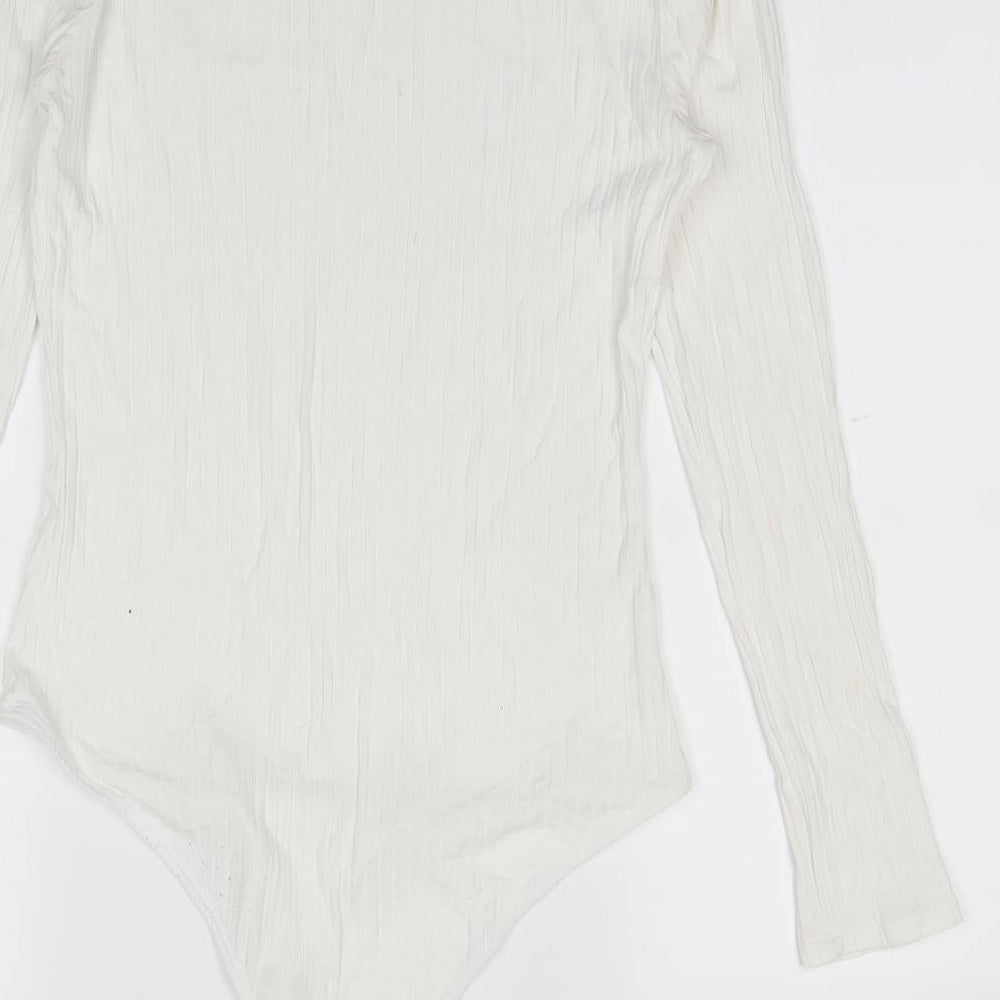 Ambience Womens White   Basic T-Shirt Size L