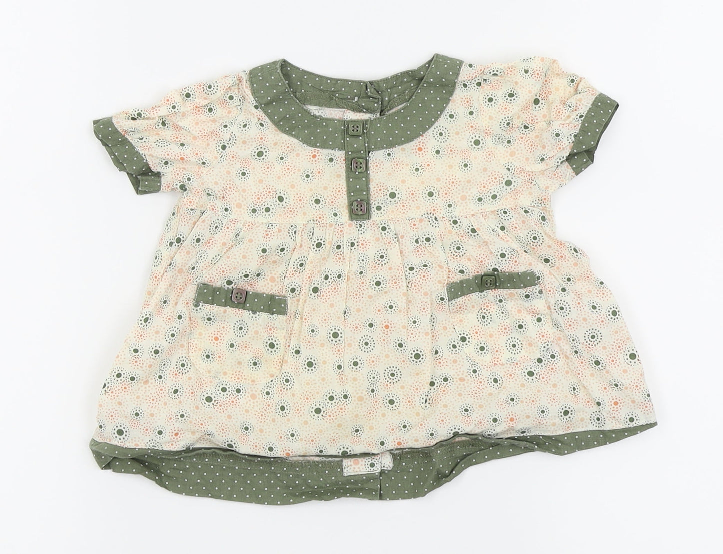 pre worn Girls White   Fit & Flare  Size 9-12 Months