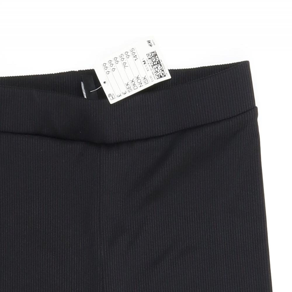 H&M Womens Black   Bermuda Shorts Size M