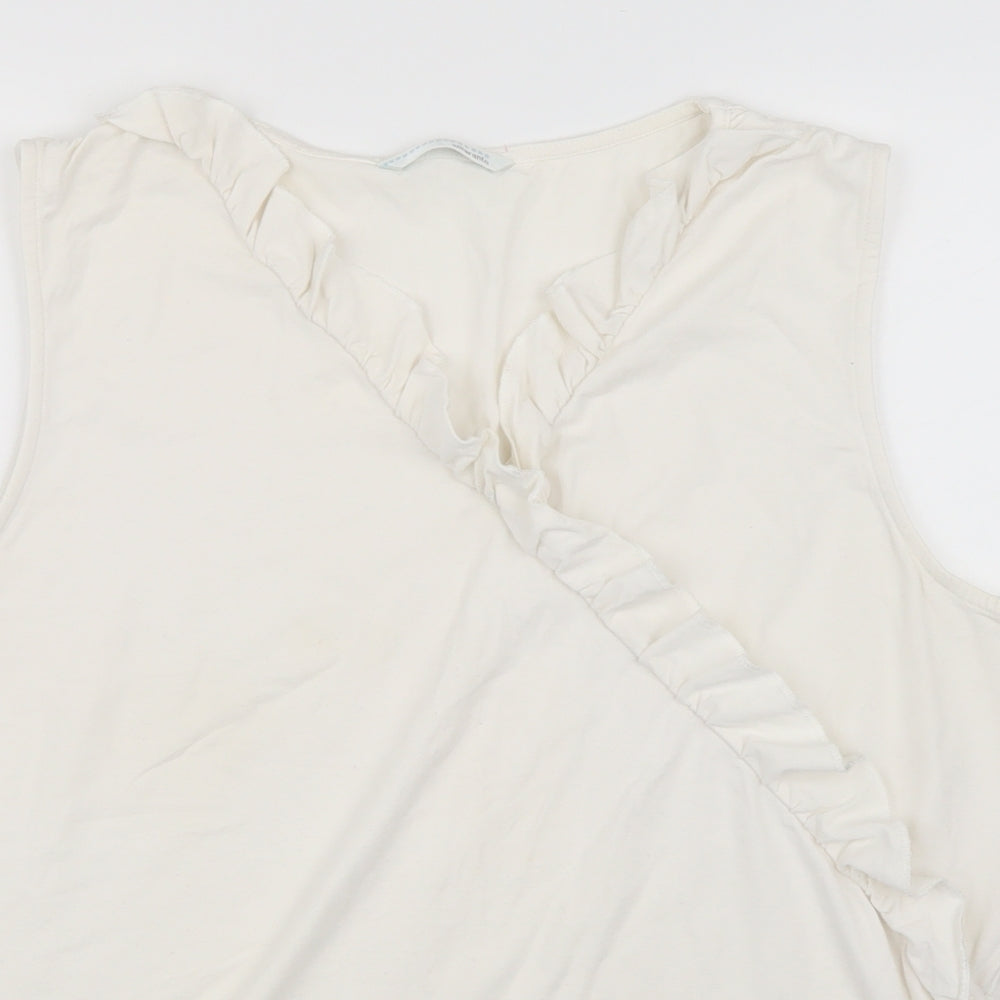 AMARANTO Womens White   Basic T-Shirt Size 22