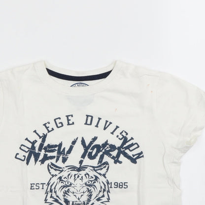 Urban Department Boys White   Basic T-Shirt Size 8 Years