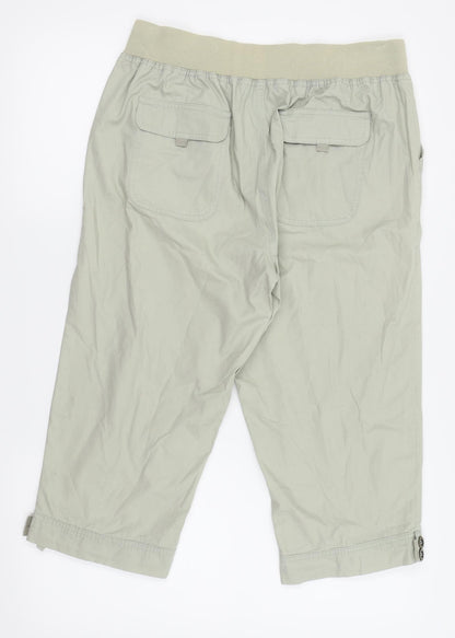 Womens UK Size 12 BM Regular Fit Capri White Trousers