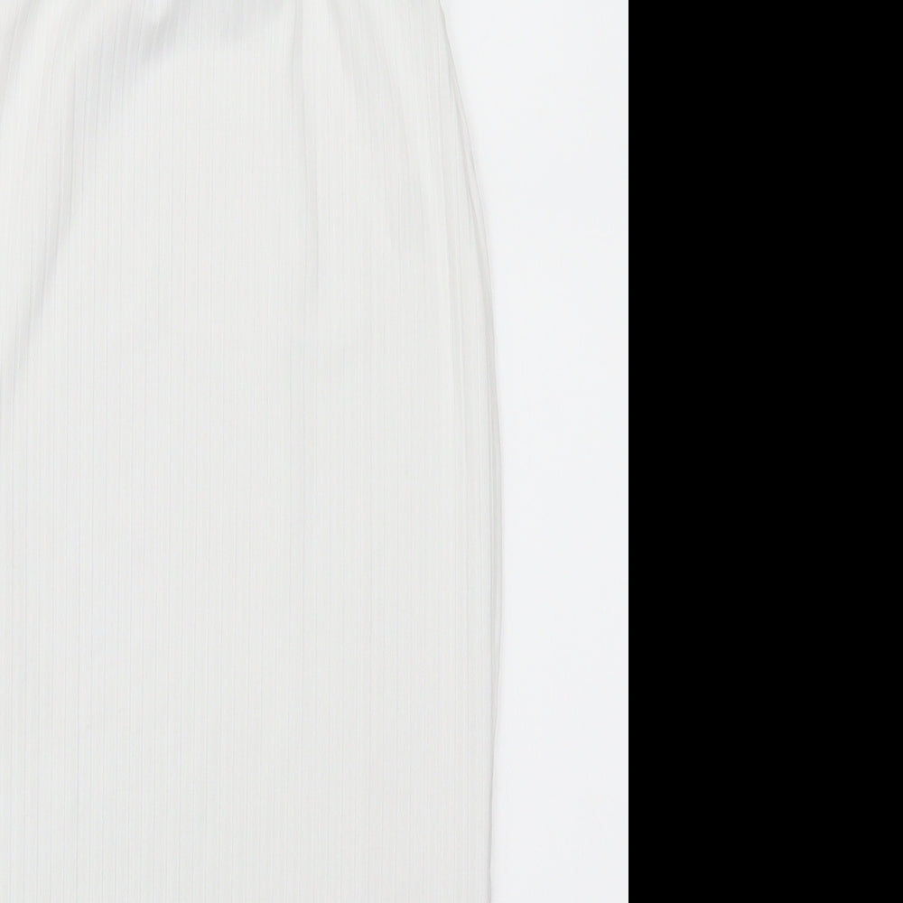 I SAW IT FIRST Womens White   Basic Tank Size 10