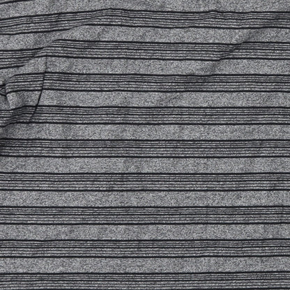 Maine Mens Black Striped   T-Shirt Size M