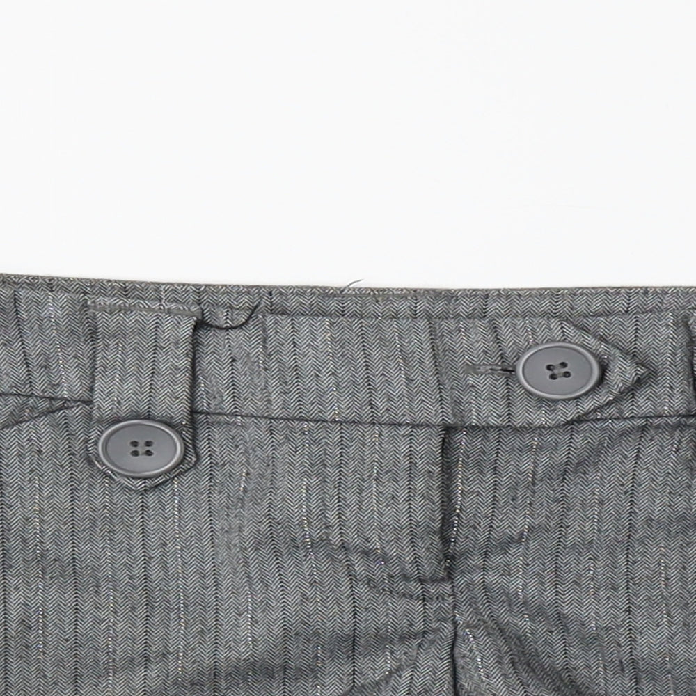 newlook Girls Grey Pinstripe  Sailor Shorts Size 9 Years