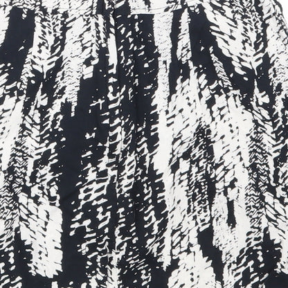H&M Womens Black Animal Print  Mini Skirt Size 6
