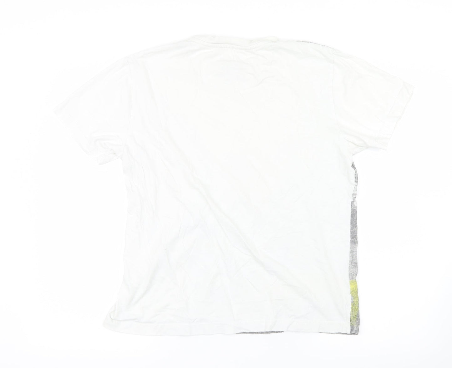 Petroleum Mens White    T-Shirt Size M