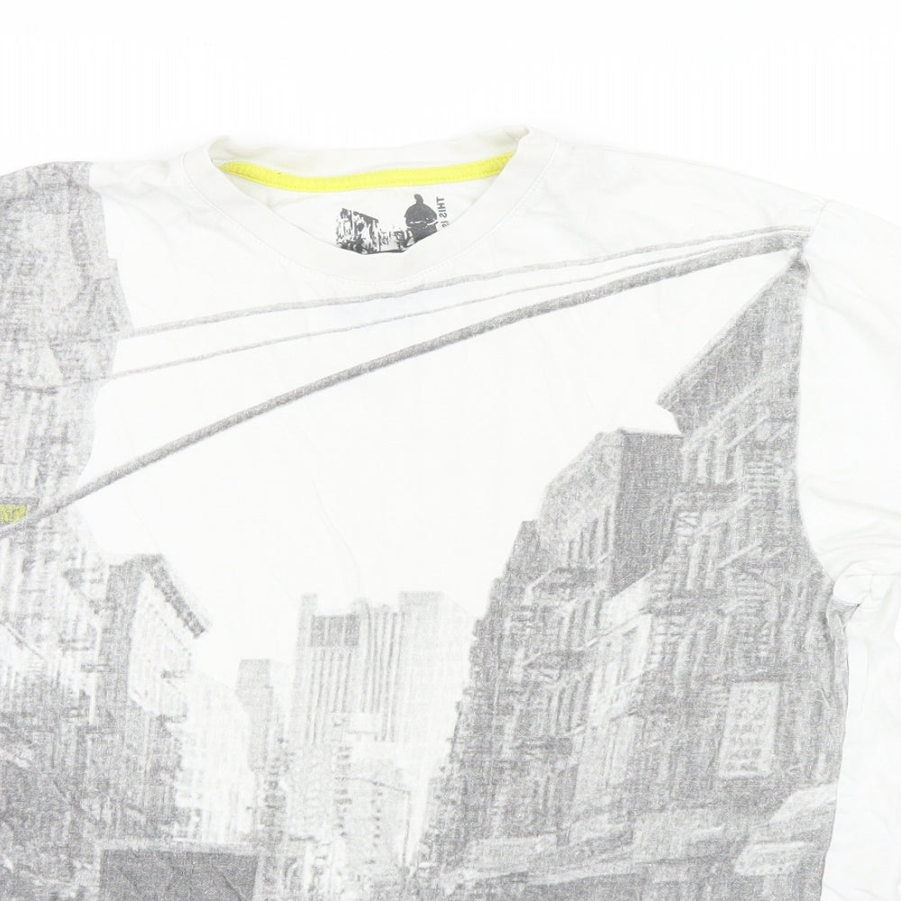 Petroleum Mens White    T-Shirt Size M