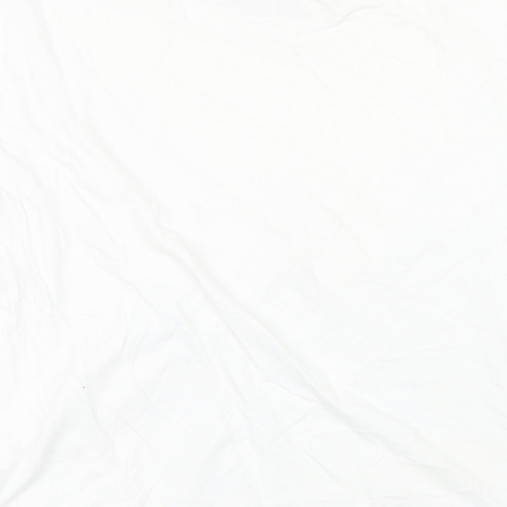 Petroleum Mens White    T-Shirt Size M