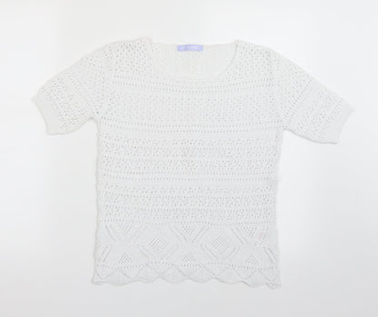 Avenue Womens White   Basic T-Shirt Size 8