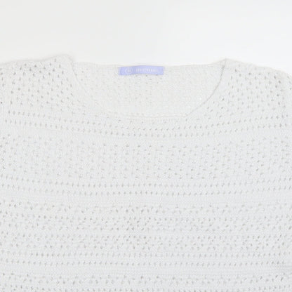 Avenue Womens White   Basic T-Shirt Size 8