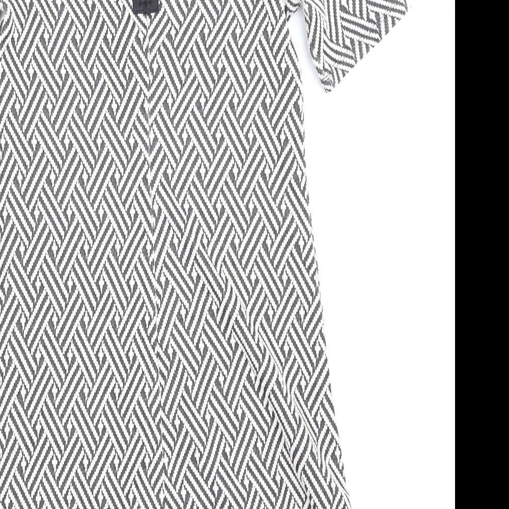 H&M Womens Blue Argyle/Diamond  T-Shirt Dress  Size 6
