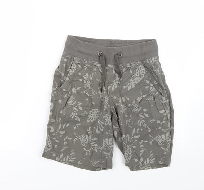 H&M Womens Grey   Bermuda Shorts Size 6