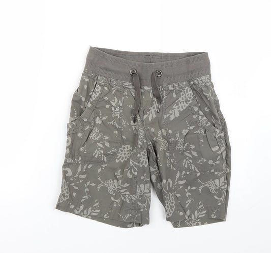 H&M Womens Grey   Bermuda Shorts Size 6