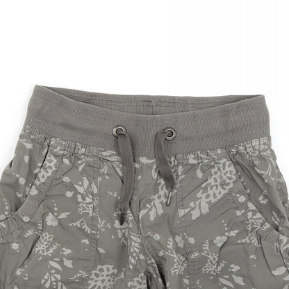 H&M Womens Grey   Bermuda Shorts Size 6
