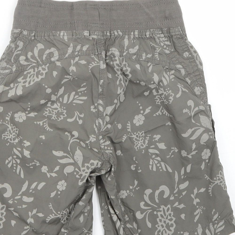 H&M Womens Grey   Bermuda Shorts Size 6