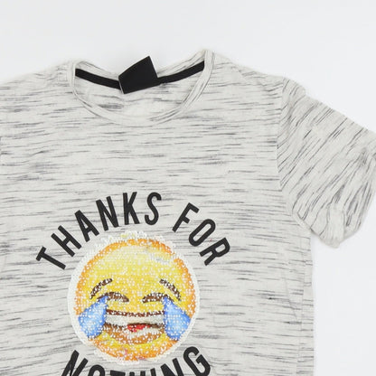 Preworn Girls Grey Spotted  Basic T-Shirt Size 8-9 Years