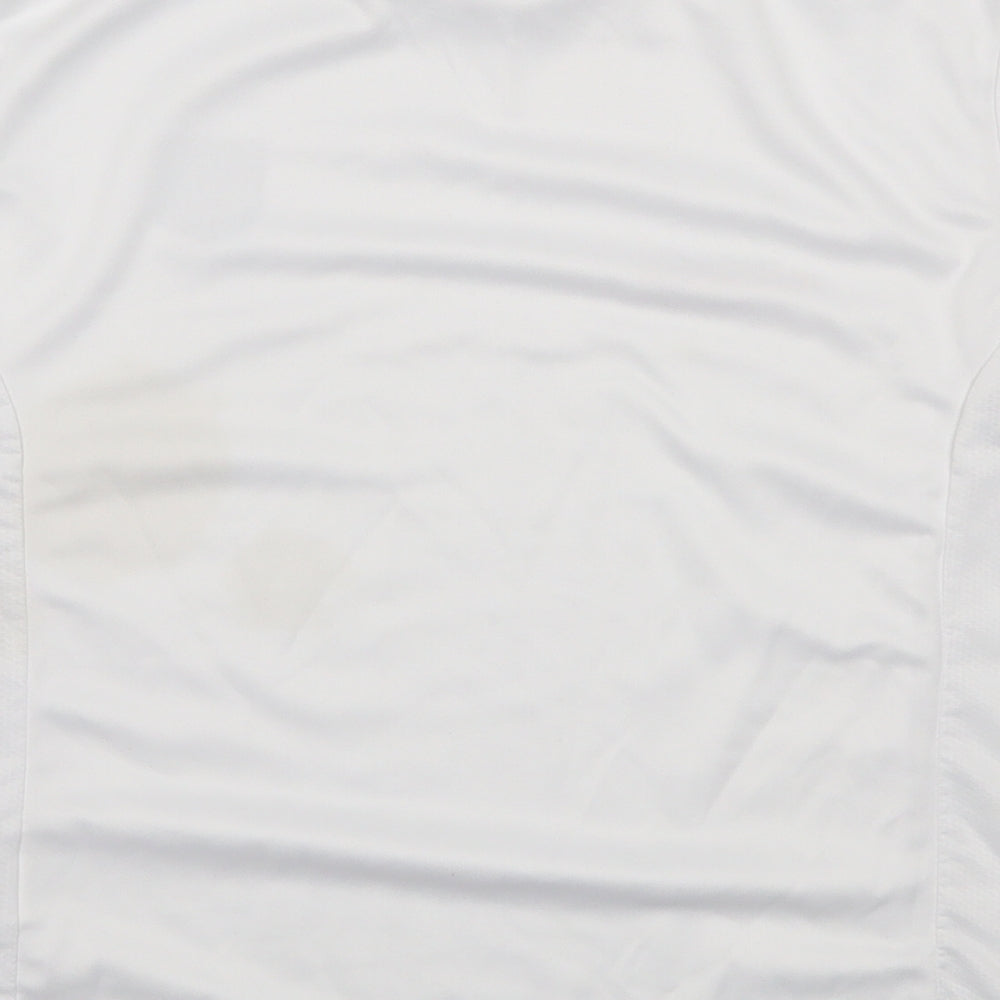 FIFA Boys White   Basic T-Shirt Size 11-12 Years  - Russia 2018 World Cup