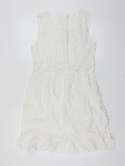 Preworn Womens White   Sheath  Size M