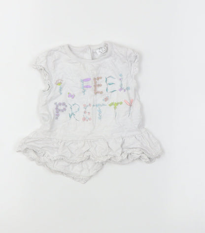 F&F Baby White   A-Line  Size 3-6 Months  - Graphic on front