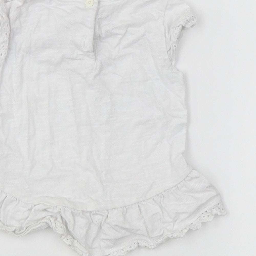 F&F Baby White   A-Line  Size 3-6 Months  - Graphic on front