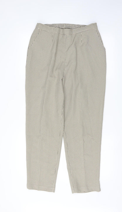 Womens UK Size 18 Preworn Regular Fit  White Trousers