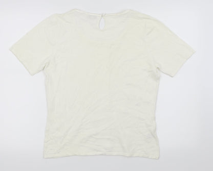 cc Womens White   Basic T-Shirt Size M