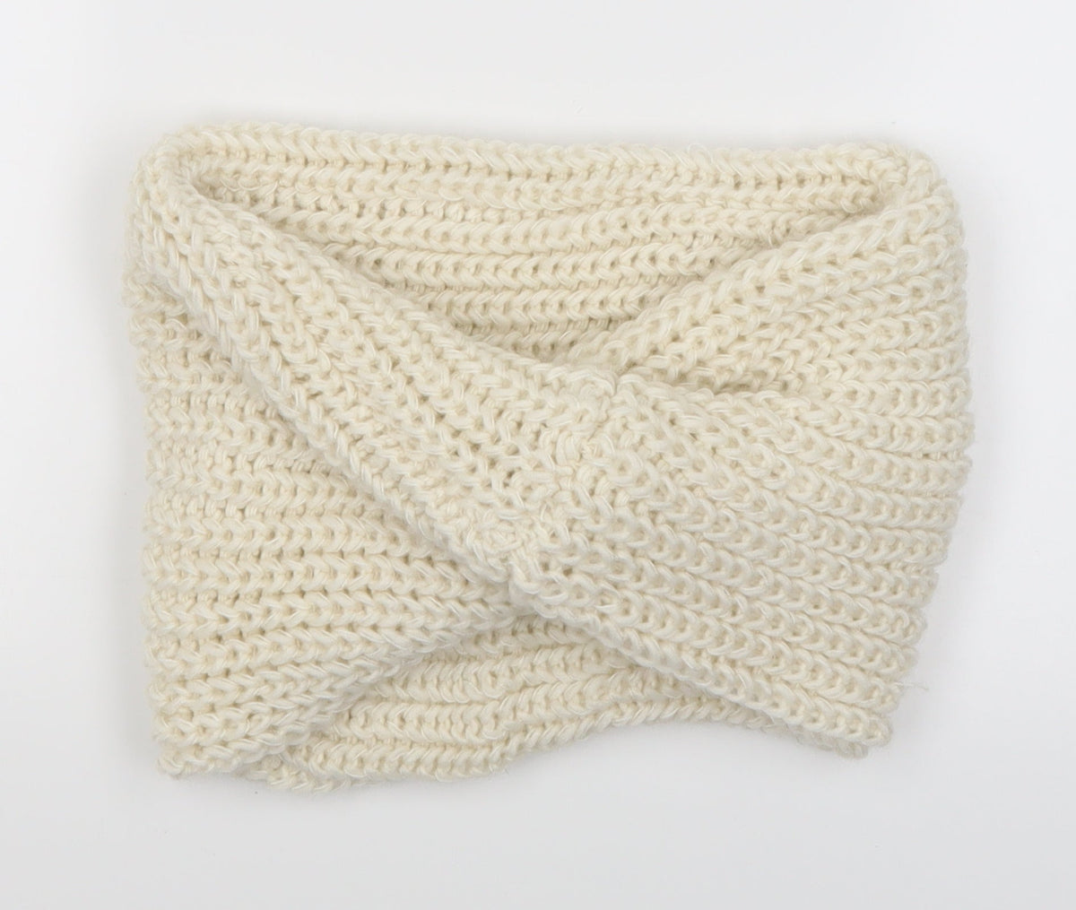 Preworn  Ivory  Knit  Shawl/Wrap