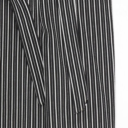 Womens UK Size 10 PRETTYLITTLETHING Regular Fit  Black Trousers