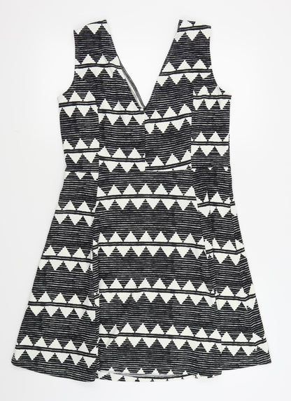 H&M Womens Black Geometric  Fit & Flare  Size 14