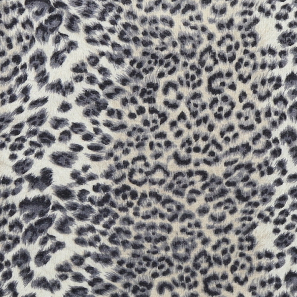 CC Womens Grey Animal Print  Basic T-Shirt Size XL