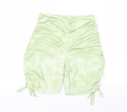 PRETTYLITTLETHING Womens Green   Sweat Shorts Size 6