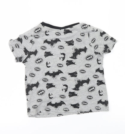 Batman Boys Grey Houndstooth  Basic T-Shirt Size 4-5 Years