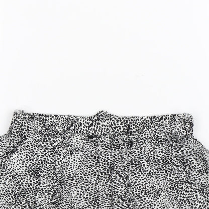 Primark Womens White Spotted  Bermuda Shorts Size 8