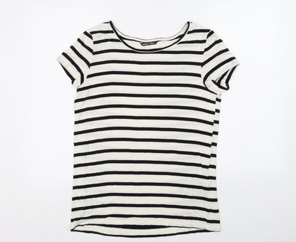 Only You Womens White Striped  Basic T-Shirt Size M