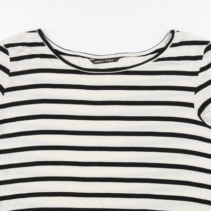 Only You Womens White Striped  Basic T-Shirt Size M