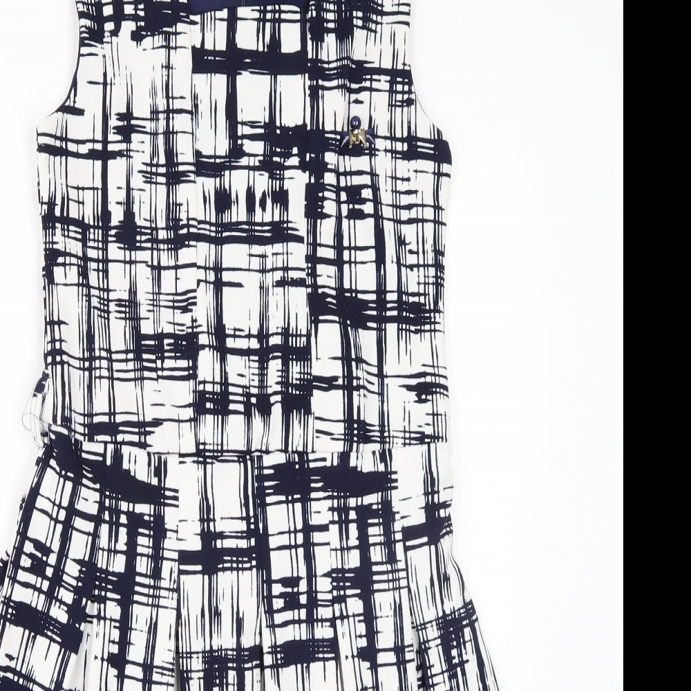 Air girl Womens White Geometric  A-Line  Size 8
