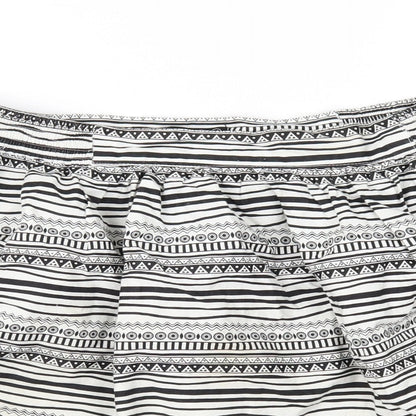 Atmosphere Womens Black Geometric  Flare Skirt Size 8