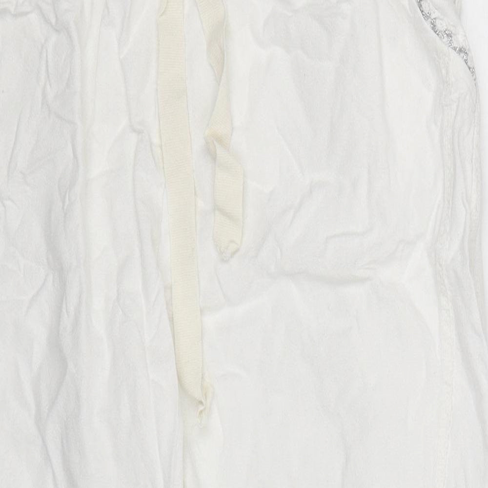 Womens UK Size 32 in Preworn Regular Fit Cropped White Trousers