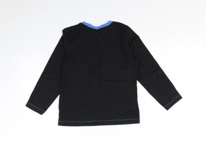 Preworn Boys Black   Basic T-Shirt Size 6 Years  - Batman